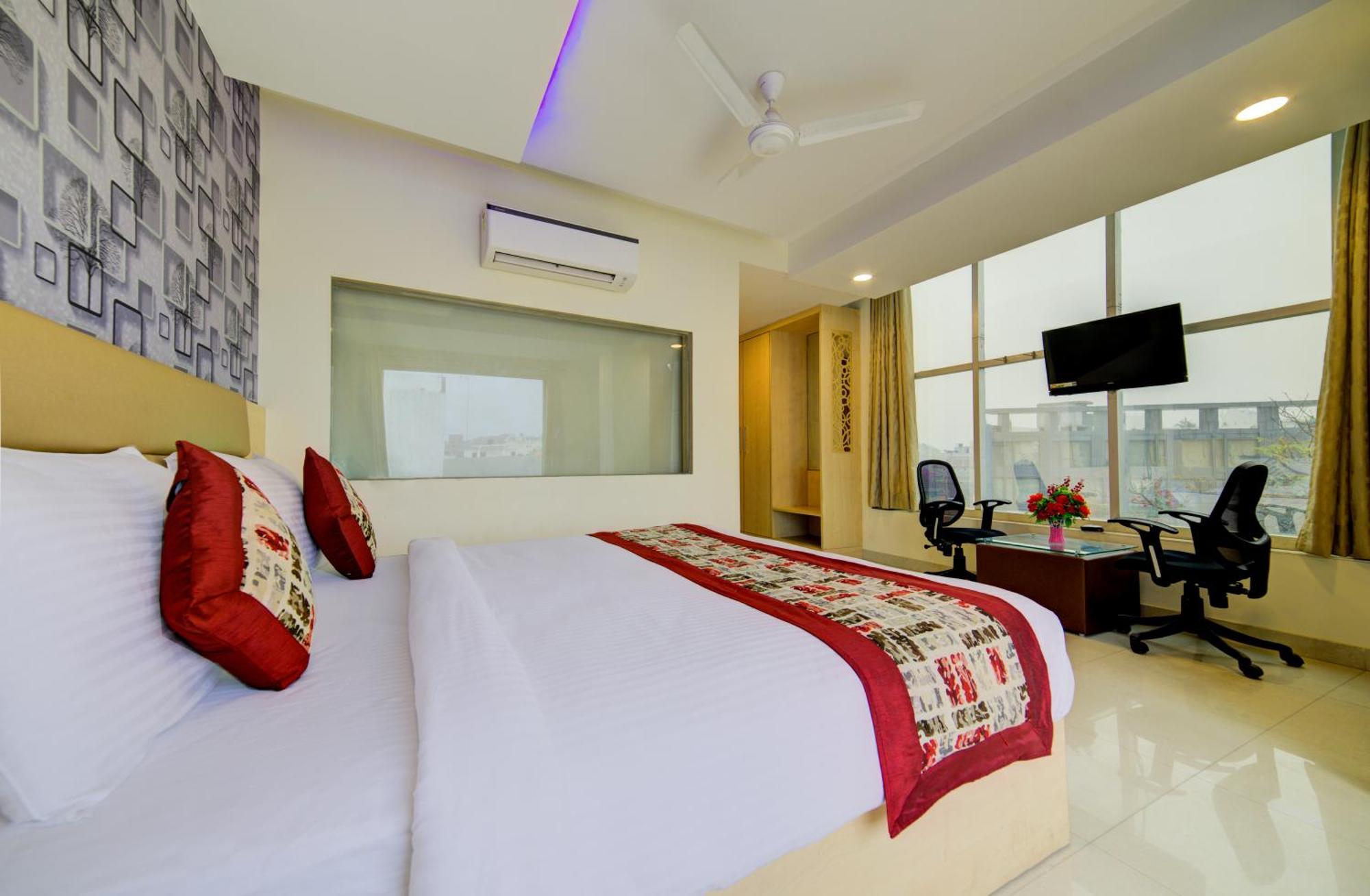 Hotel Grand Suites By D'Capitol Near Delhi Airport New Delhi Exterior photo